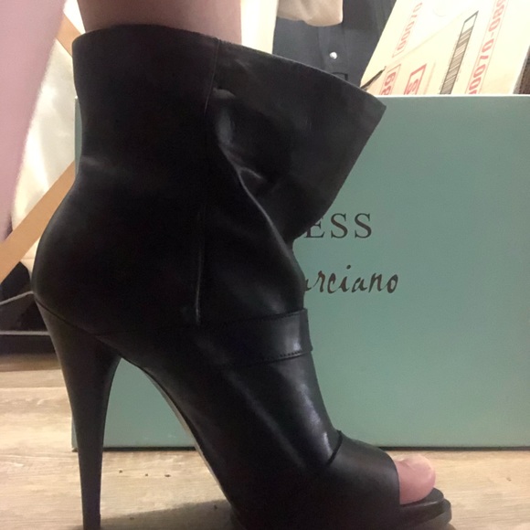 Guess you Marciano leather high heel boots - Picture 3 of 6